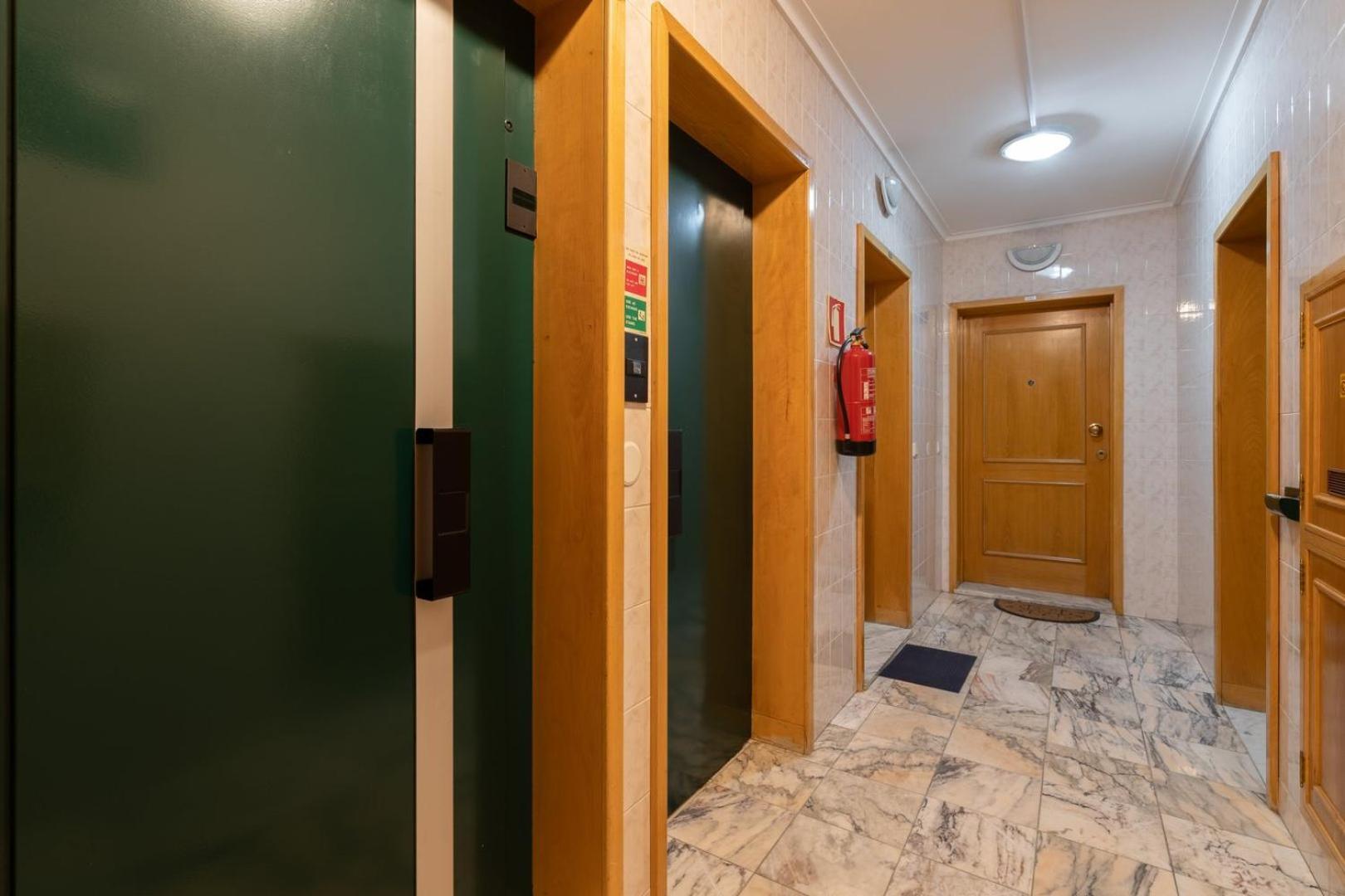 Guestready - Modern 2Br Flat In Vila Nova De Gaia Porto Exterior photo
